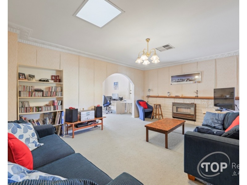 10 Damepattie Drive, Willetton WA 6155