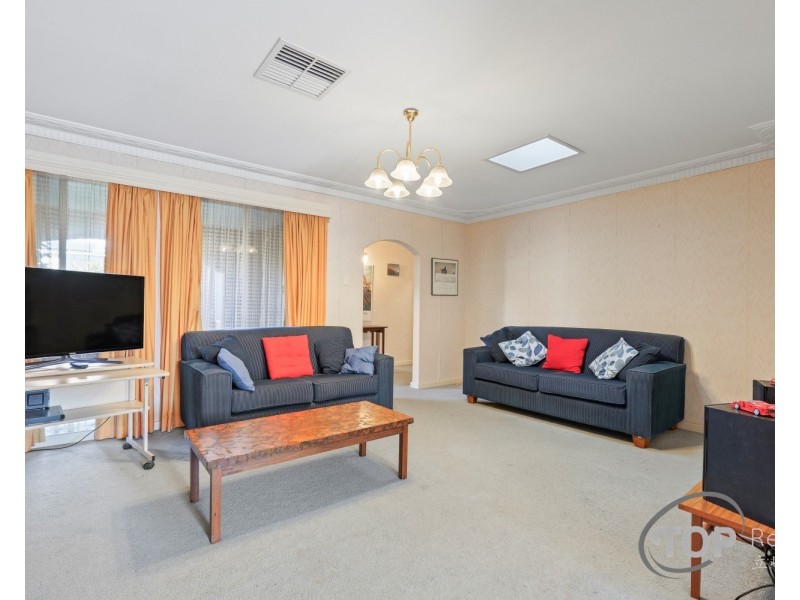 10 Damepattie Drive, Willetton WA 6155