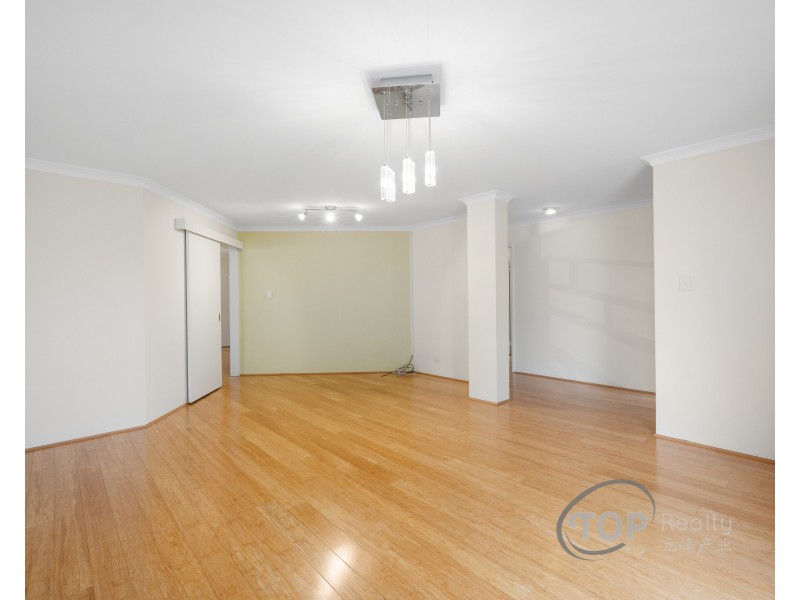 11 Hawker Close, Kardinya WA 6163