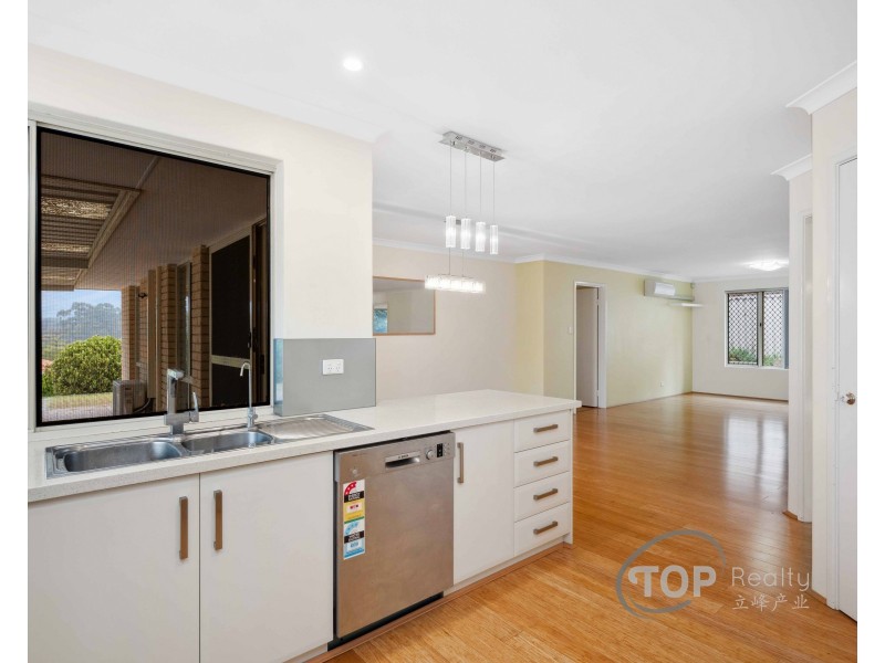 11 Hawker Close, Kardinya WA 6163