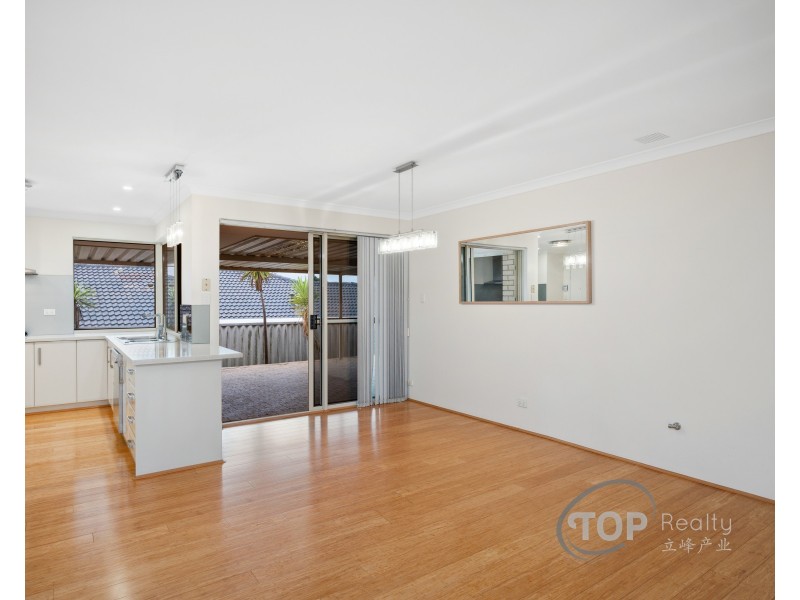 11 Hawker Close, Kardinya WA 6163