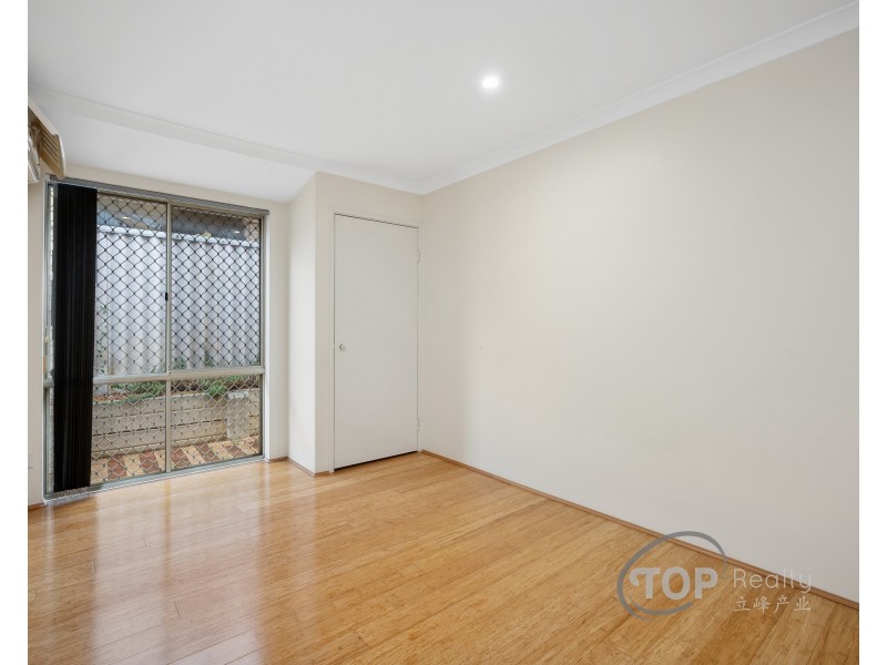 11 Hawker Close, Kardinya WA 6163