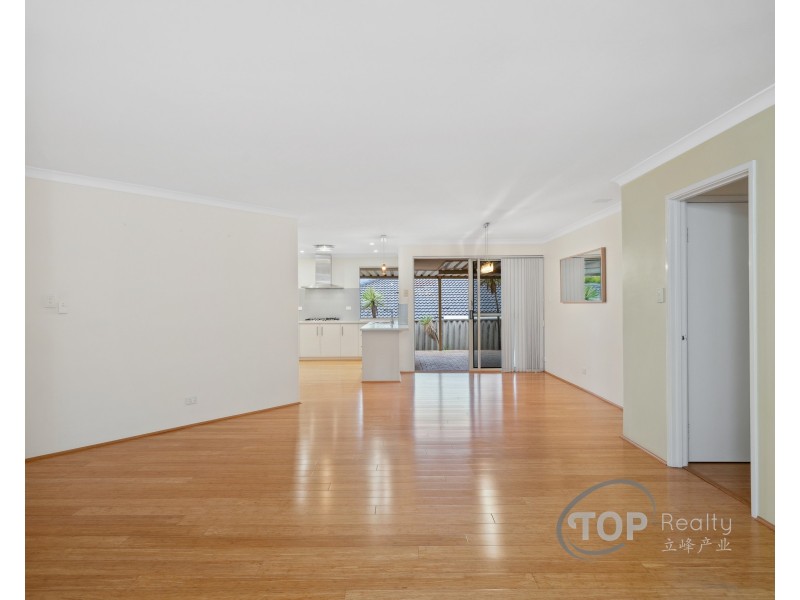 11 Hawker Close, Kardinya WA 6163