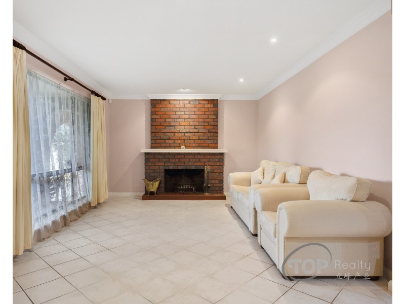 21 Damepattie Drive, Willetton WA 6155