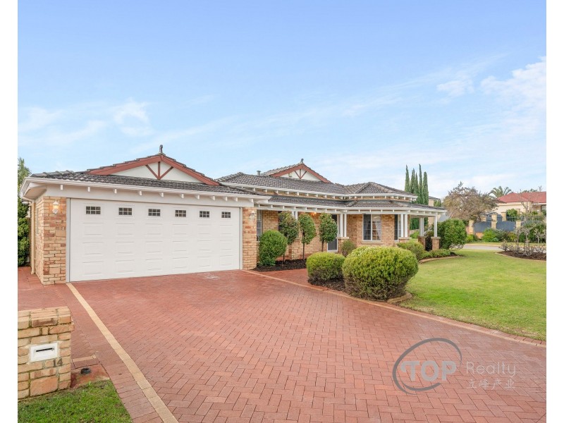 14 Sierra Chase, Leeming WA 6149