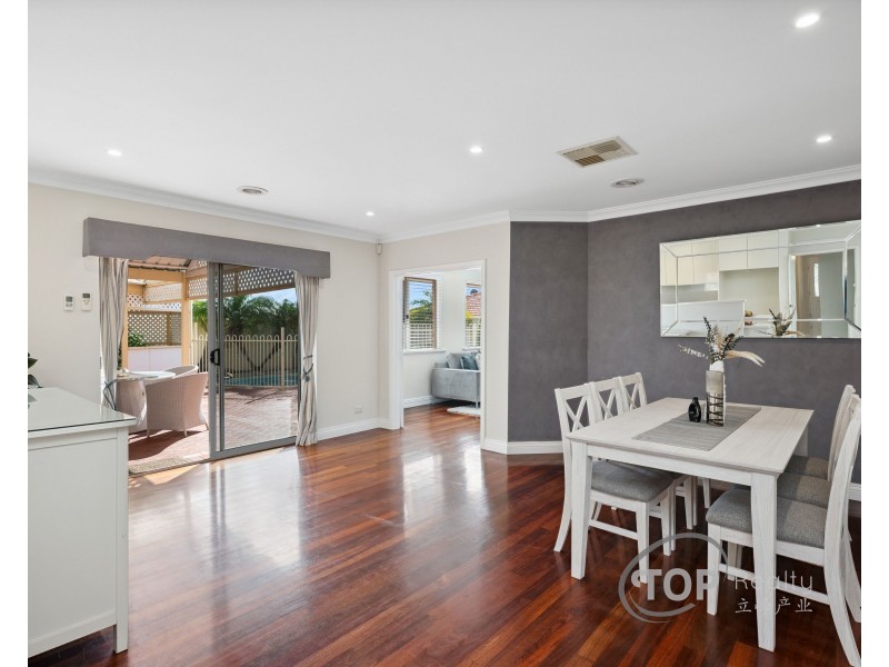 14 Sierra Chase, Leeming WA 6149