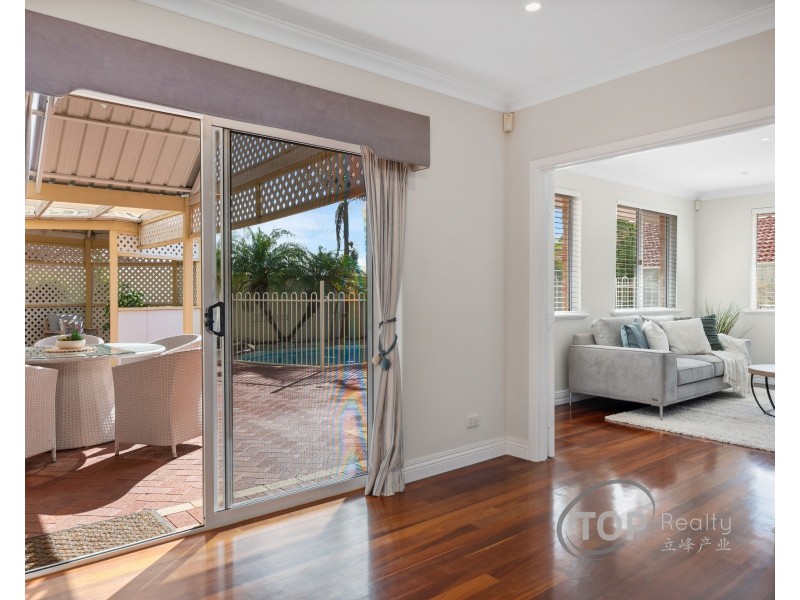 14 Sierra Chase, Leeming WA 6149