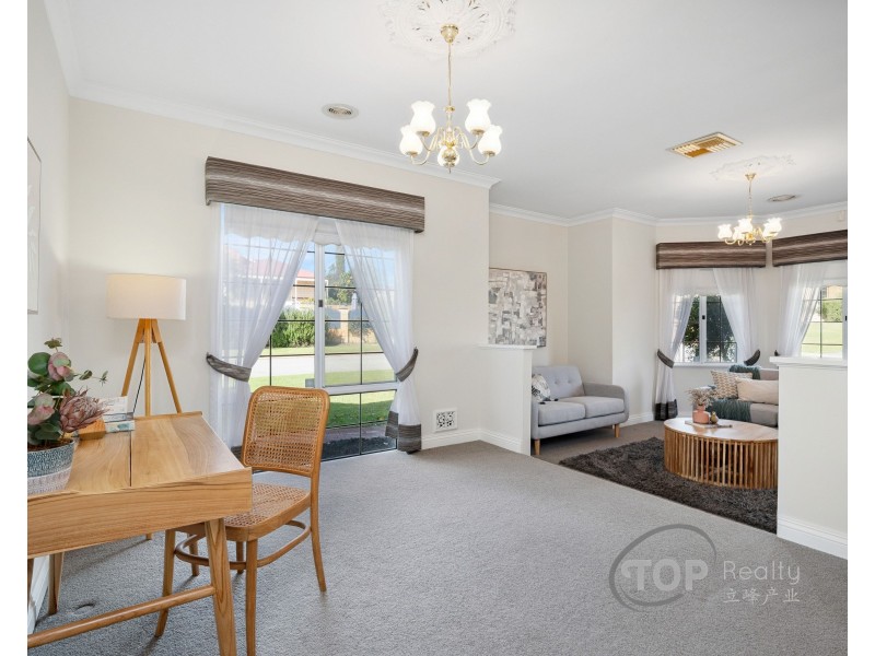 14 Sierra Chase, Leeming WA 6149