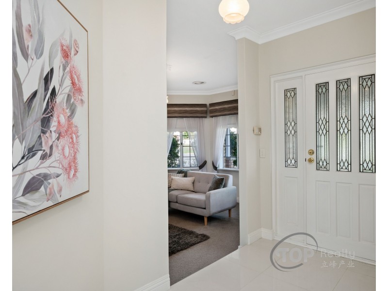 14 Sierra Chase, Leeming WA 6149