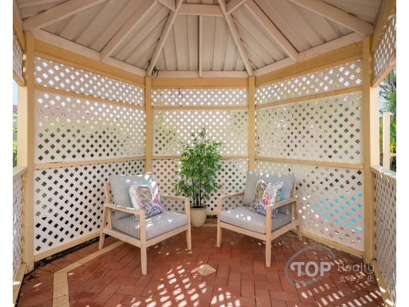 14 Sierra Chase, Leeming WA 6149