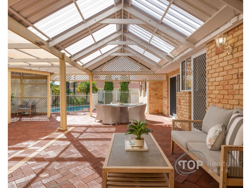 14 Sierra Chase, Leeming WA 6149