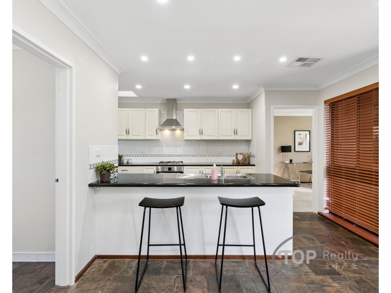 4 Balboa Row, Willetton WA 6155