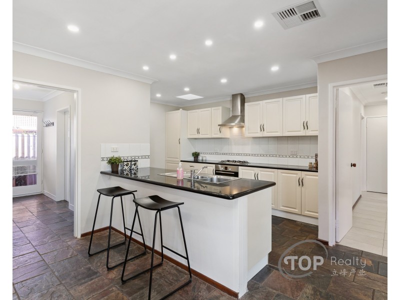 4 Balboa Row, Willetton WA 6155