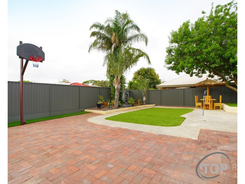 20 Wheatley Drive, Bull Creek WA 6149