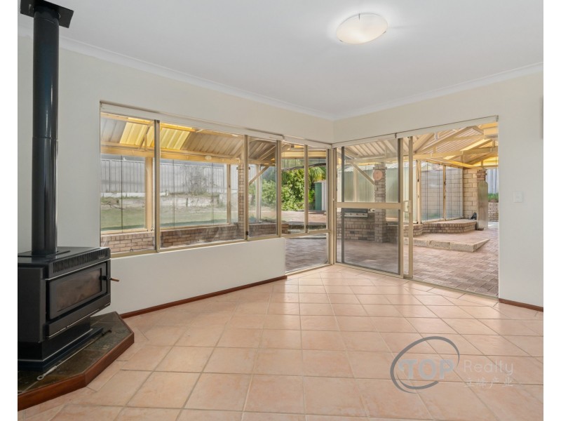 5 Collins Road, Willetton WA 6155