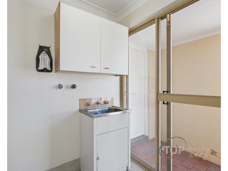 5 Collins Road, Willetton WA 6155