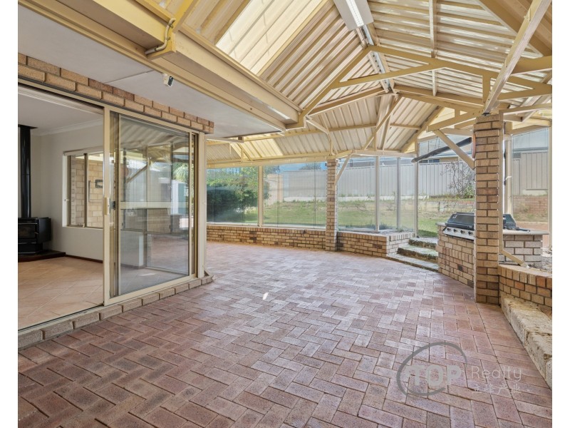 5 Collins Road, Willetton WA 6155