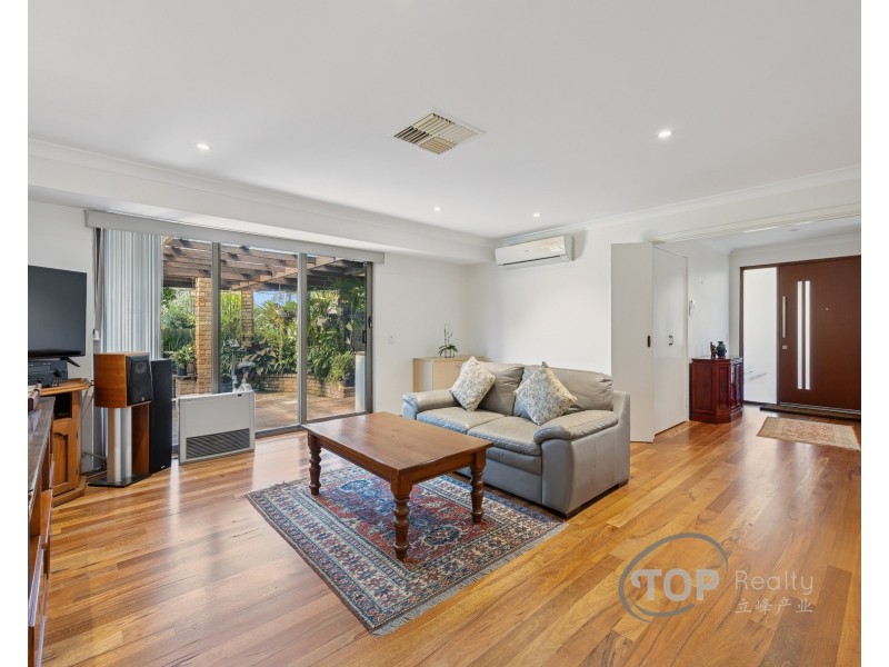 54 Woodpecker Avenue, Willetton WA 6155