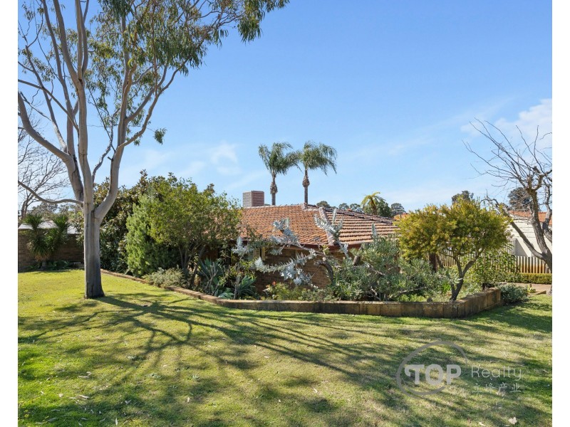 54 Woodpecker Avenue, Willetton WA 6155
