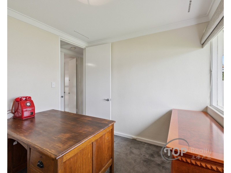 54 Tudor Avenue South, Riverton WA 6148