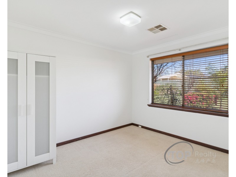 4 Dartford Street, Bull Creek WA 6149