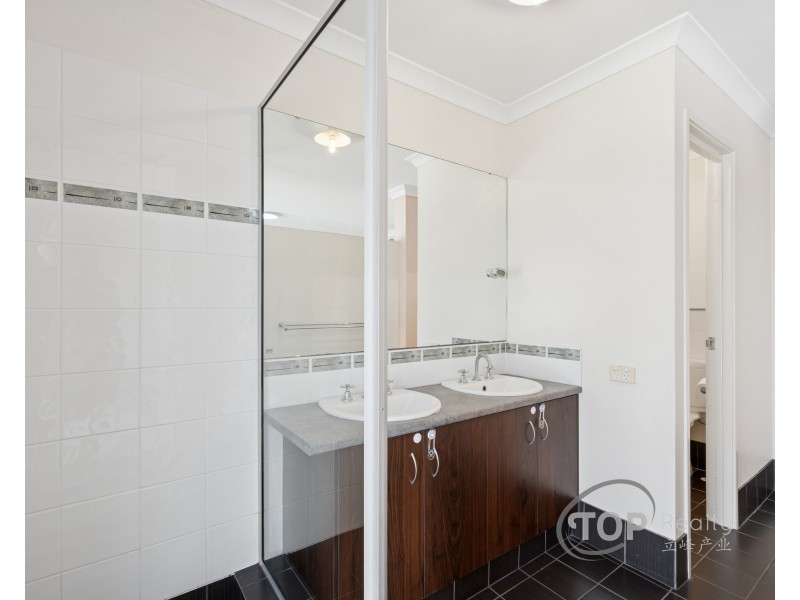 5 Kesiya Turn, Aubin Grove WA 6164
