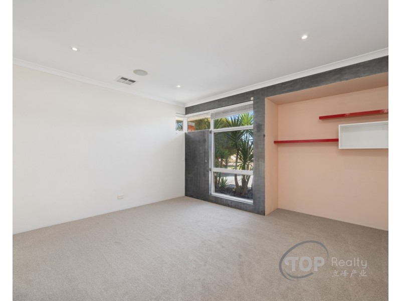 5 Kesiya Turn, Aubin Grove WA 6164