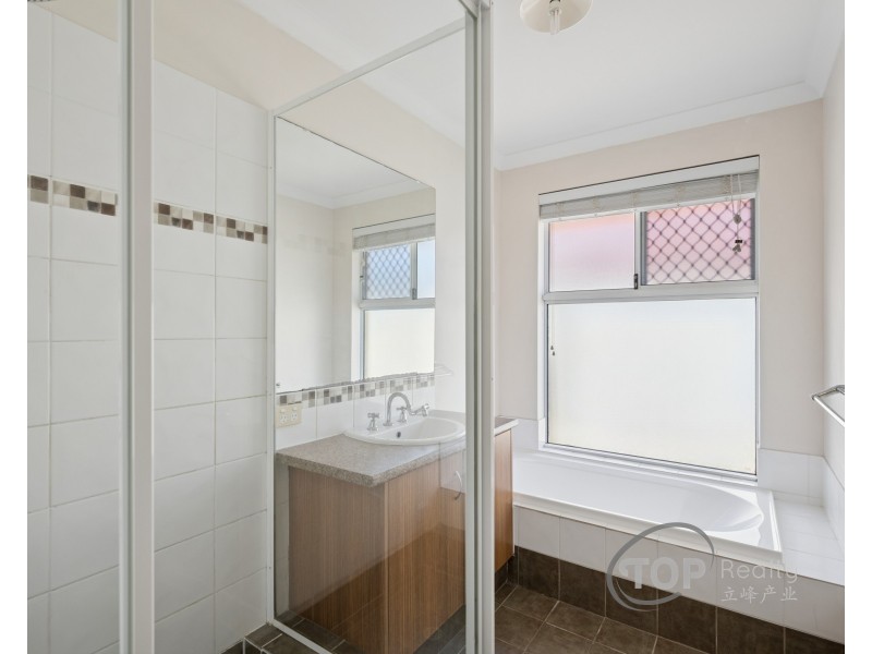5 Kesiya Turn, Aubin Grove WA 6164