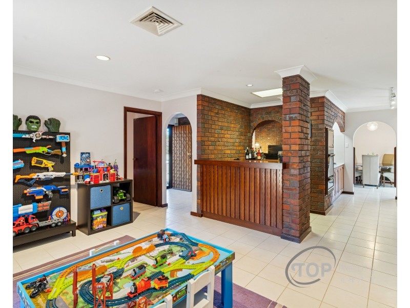 6 Vigors Avenue, Bull Creek WA 6149