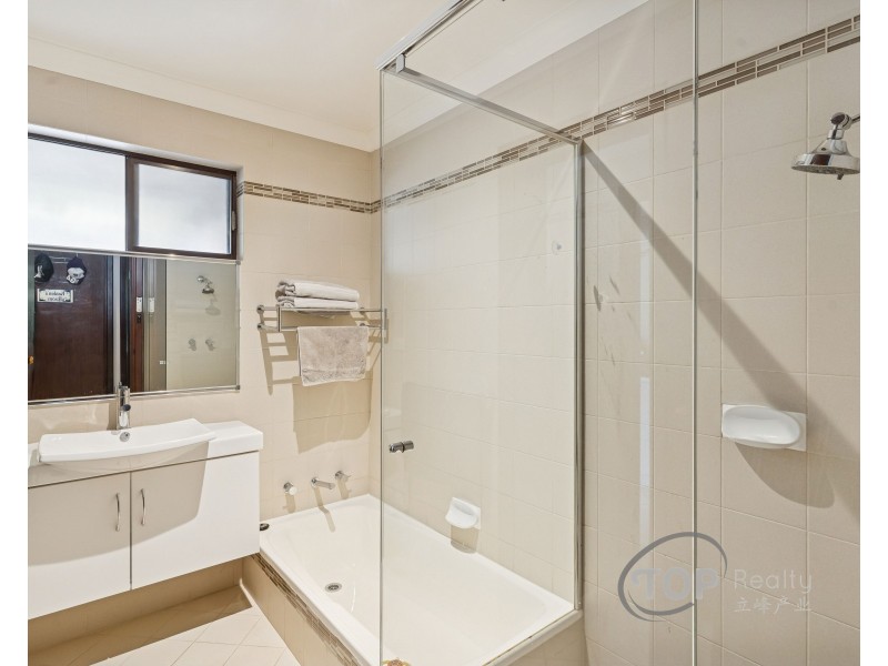 6 Vigors Avenue, Bull Creek WA 6149