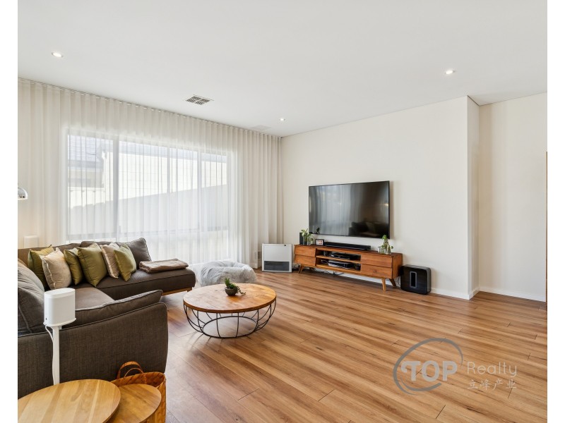 20A Riga Crescent, Willetton WA 6155