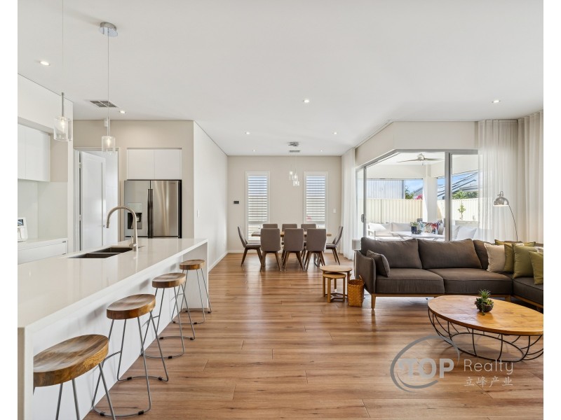 20A Riga Crescent, Willetton WA 6155