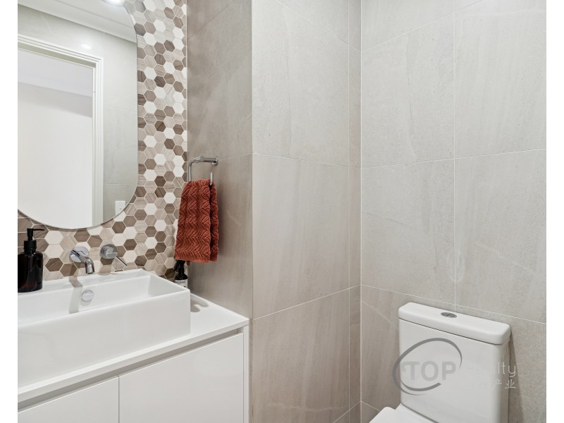 20A Riga Crescent, Willetton WA 6155