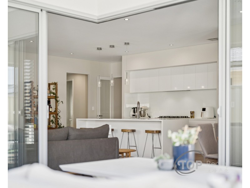 20A Riga Crescent, Willetton WA 6155