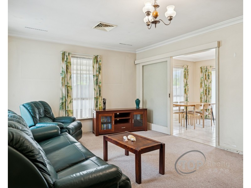 19 Glennon Way, Rossmoyne WA 6148