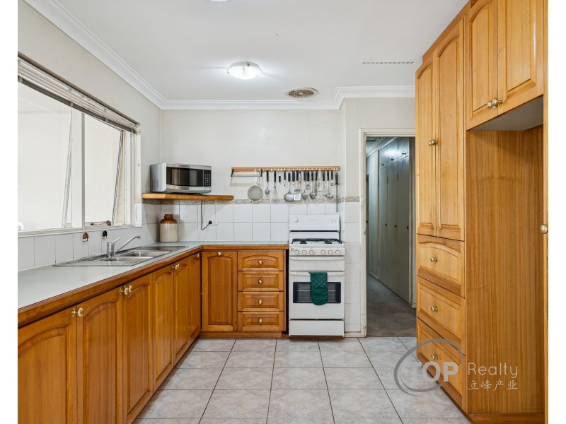 19 Glennon Way, Rossmoyne WA 6148