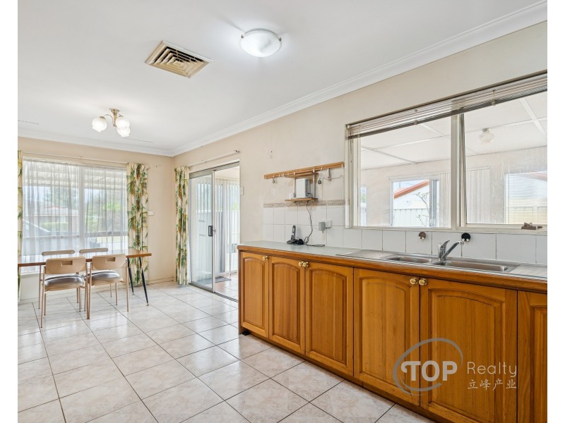 19 Glennon Way, Rossmoyne WA 6148