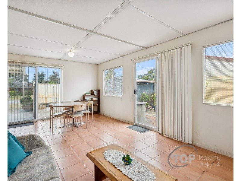 19 Glennon Way, Rossmoyne WA 6148