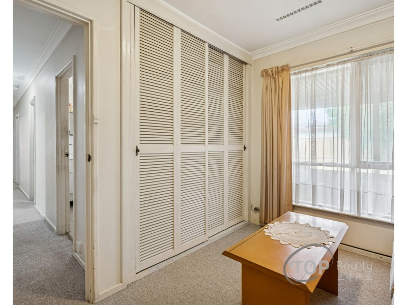 19 Glennon Way, Rossmoyne WA 6148