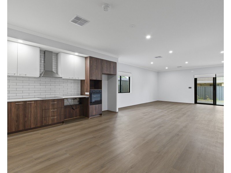 13 Comet Way, Hilbert WA 6112
