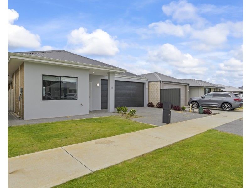 13 Comet Way, Hilbert WA 6112