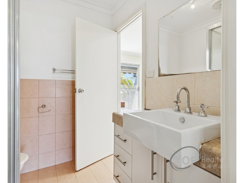 Unit 7/19 Freesia Way, Willetton WA 6155