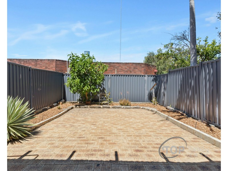 Unit 7/19 Freesia Way, Willetton WA 6155