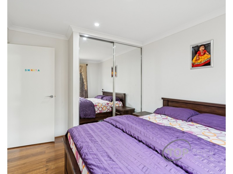 30 Calvera Gardens, Piara Waters WA 6112