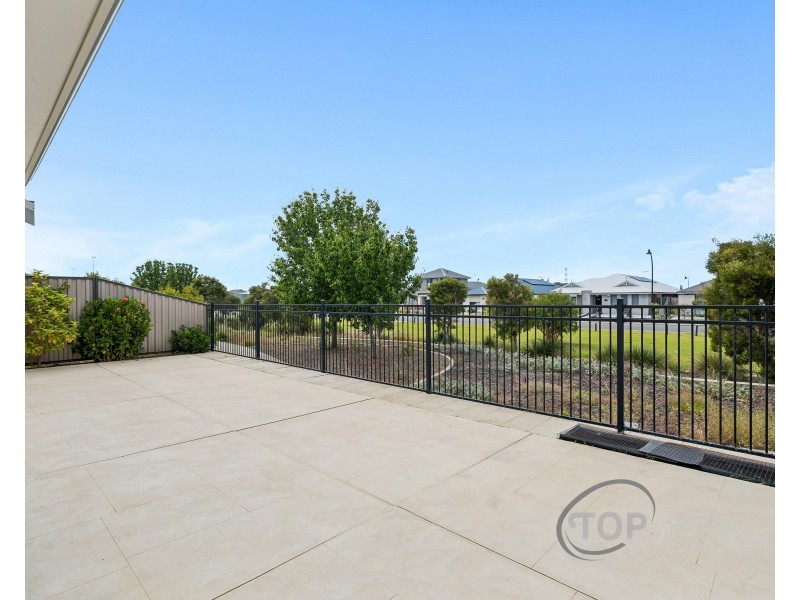 30 Calvera Gardens, Piara Waters WA 6112