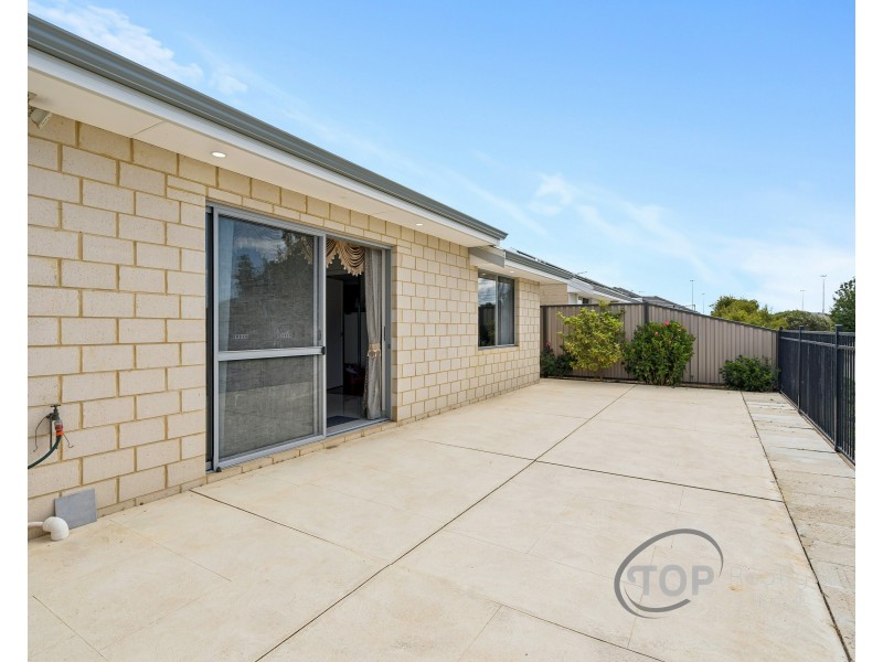30 Calvera Gardens, Piara Waters WA 6112