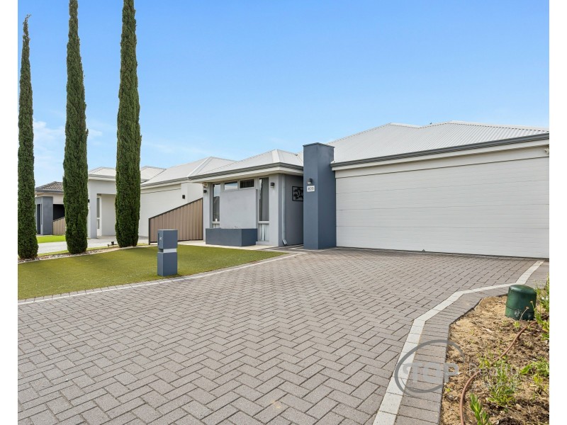 30 Calvera Gardens, Piara Waters WA 6112