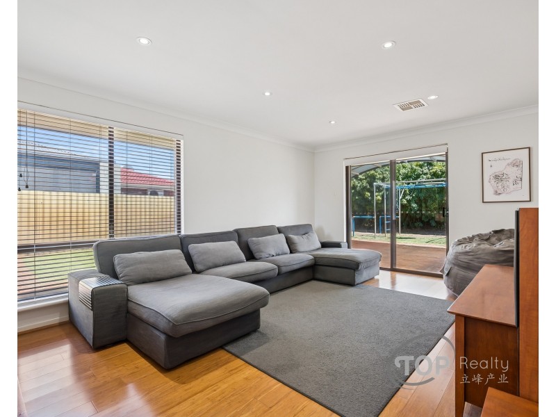 24 Anstie Way, Bull Creek WA 6149