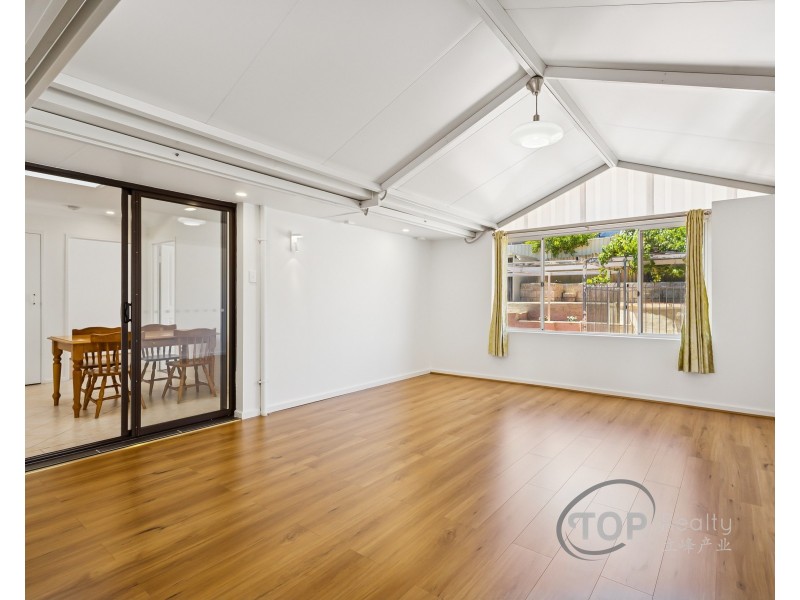 16 Darian Drive, Willetton WA 6155