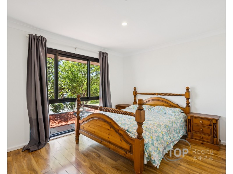 16 Darian Drive, Willetton WA 6155